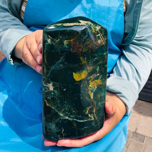 Natural moss agate - 10.09,